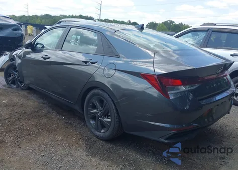 2022 Hyundai Elantra Sel from USA, damaged, VIN 5NPLS4AG2NH060026
